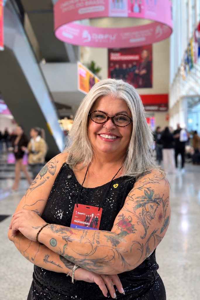 Dra. Andréa Costa, especialista em podologia avançada